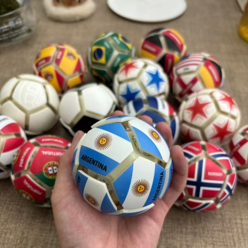 Soccer Keychain Fidget Toy Str - Sports Equipment Cabinet 评论和价格
