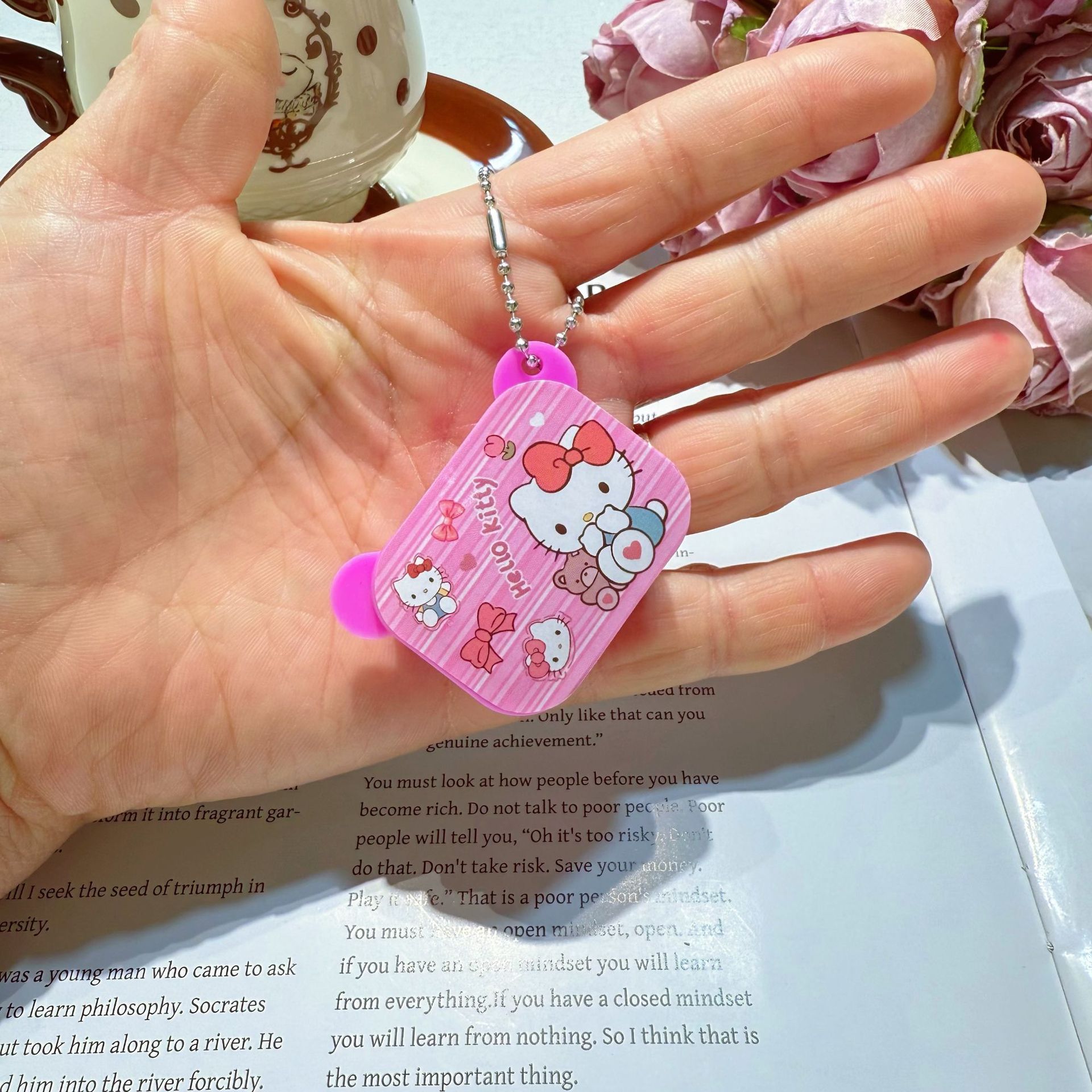 Miniature Hello Kitty Bento Bo - Sports Equipment Cabinet 评论和价格